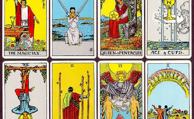 Which Witchcraft Tarot Card Suits You? A Simple Guide