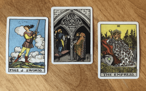 4 of Swords as Advice: Your Sign to Step Back (Easy Tarot Guidance for Avoiding Burnout and Stress)